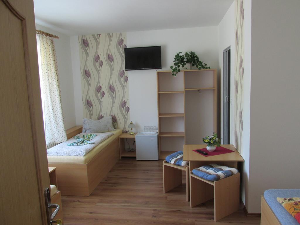 Pension U Vlasku Karlsbad Zimmer foto