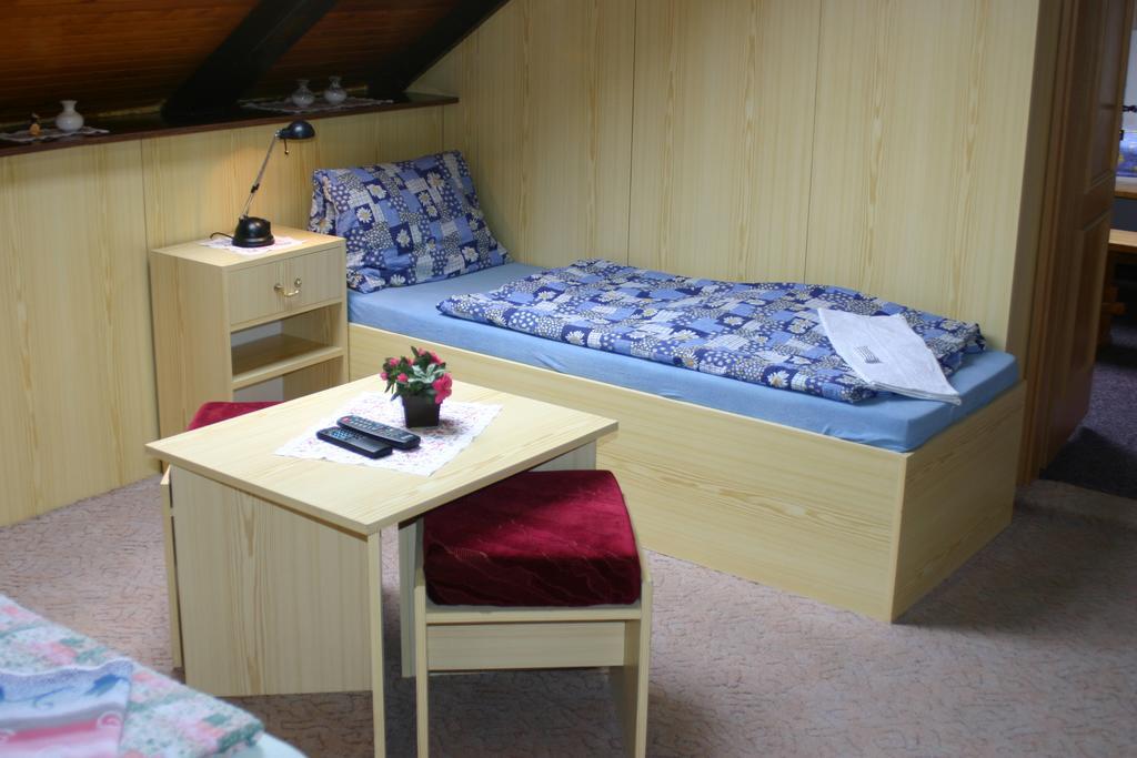 Pension U Vlasku Karlsbad Zimmer foto
